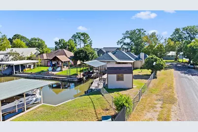 503 North Beach, Sunrise Beach, TX 78643 - Photo 2