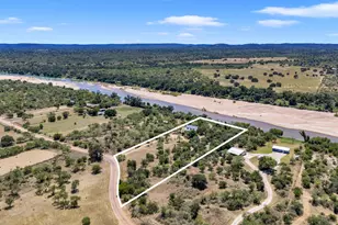 211 W Riverside Dr, Llano, TX 78643 - Photo 1