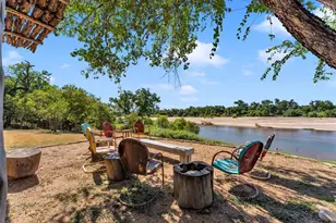 211 W Riverside Dr, Llano, TX 78643 - Photo 4