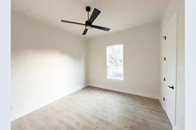 107 Fox Fur Street, Horseshoe Bay, TX 78657 - Photo 30