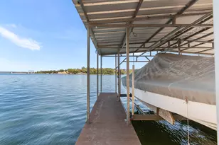 414 Island Lodges Dr, Buchanan Dam, TX 78609 - Photo 36
