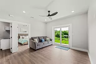 192 Clear Creek Dr, Burnet, TX 78611 - Photo 18