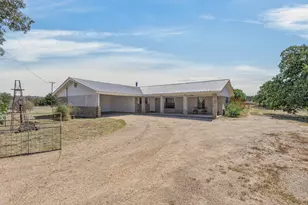 101 Big Oak Ln, Marble Falls, TX 78654 - Photo 2