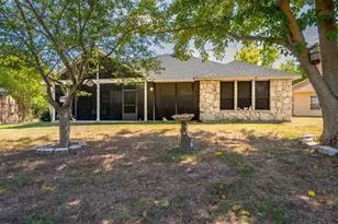 120 Meadowlakes, Meadowlakes, TX 78654 - Photo 16