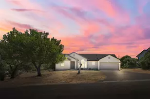 501 Royal Ct, Cottonwood Shores, TX 78657 - Photo 1