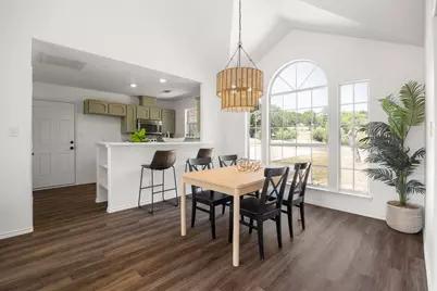 501 Royal Court, Cottonwood Shores, TX 78657 - Photo 12