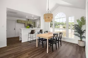 501 Royal Ct, Cottonwood Shores, TX 78657 - Photo 12