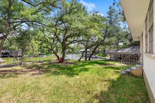 1201 Co Rd 132A, Kingsland, TX 78639 - Photo 16
