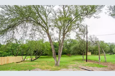 1415 Bluebonnet, Marble Falls, TX 78654 - Photo 20