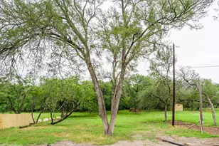 1415 Bluebonnet, Marble Falls, TX 78654 - Photo 20