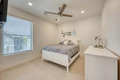320 Island Circle, Kingsland, TX 78639 - Photo 16