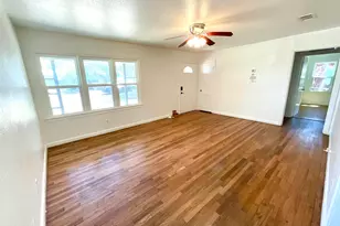 1007 Flag St, Llano, TX 78643 - Photo 2