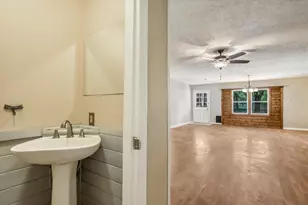 2808 Kings Cir Dr, Granite Shoals, TX 78654 - Photo 6