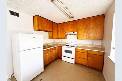 107 Logan Drive, Buchanan Dam, TX 78609 - Photo 6