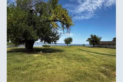 107 Logan Drive, Buchanan Dam, TX 78609 - Photo 2