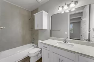 511 Taylor Dr, Horseshoe Bay, TX 78657 - Photo 16