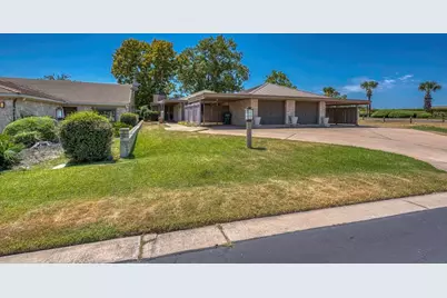 101-A Oasis, Horseshoe Bay, TX 78657 - Photo 2