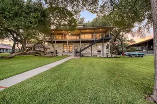229 Elm Lodge Dr, Kingsland, TX 78639 - Photo 2