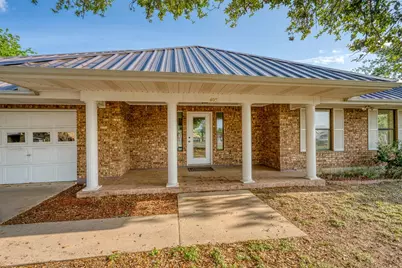 405 E Granite Street, Llano, TX 78643 - Photo 4