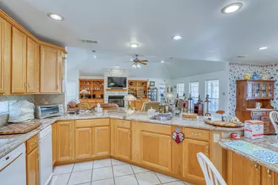 3424 Papoose Trail, Kingsland, TX 78639 - Photo 16