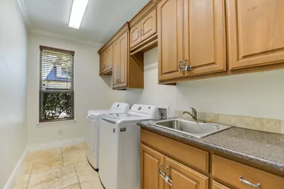 113 Wennmohs Place, Horseshoe Bay, TX 78657 - Photo 22