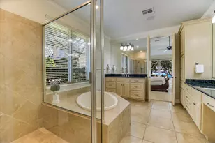 113 Wennmohs Pl, Horseshoe Bay, TX 78657 - Photo 14