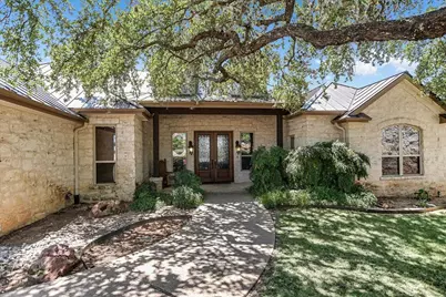113 Wennmohs Place, Horseshoe Bay, TX 78657 - Photo 4