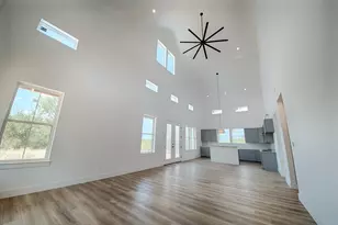 126 W Briarway Dr, Granite Shoals, TX 78654 - Photo 4