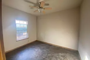 606 W Ollie, Llano, TX 78643 - Photo 12