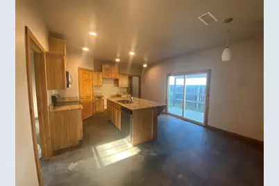 606 W Ollie, Llano, TX 78643 - Photo 8