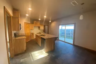606 W Ollie, Llano, TX 78643 - Photo 8