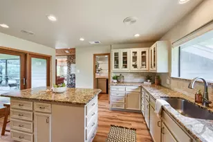 509 Coventry Rd, Spicewood, TX 78669 - Photo 18