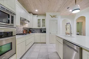 218 Winding Way, Sunrise Beach, TX 78643 - Photo 10