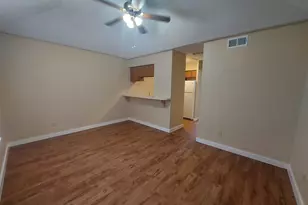 1016 9th St, Marble Falls, TX 78654 - Photo 1