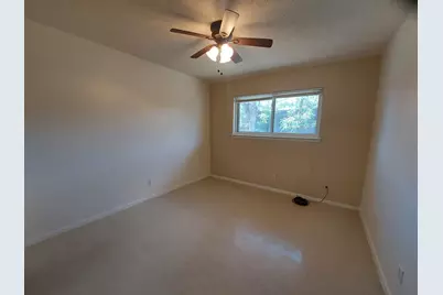 600 Third St, Marble Falls, TX 78654 - Photo 2