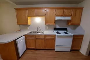 411 Avenue S, Marble Falls, TX 78654 - Photo 6