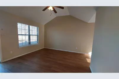 411 Ave S, Marble Falls, TX 78654 - Photo 2