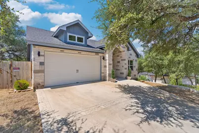 504 Queens Way, Cottonwood Shores, TX 78657 - Photo 4