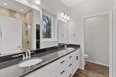 504 Queens Way, Cottonwood Shores, TX 78657 - Photo 18