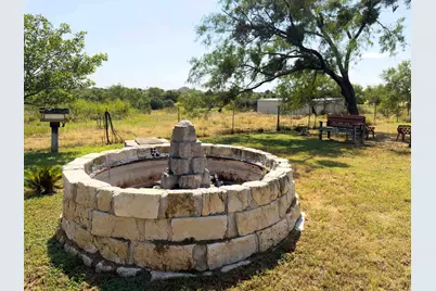 108 Legend Hills Blvd., Llano, TX 78643 - Photo 12