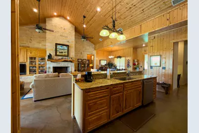 108 Legend Hills Blvd., Llano, TX 78643 - Photo 6