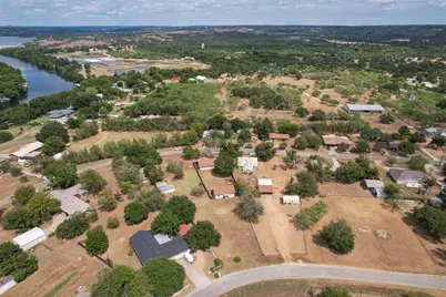 212 N River Oaks Drive, Burnet, TX 78611 - Photo 32