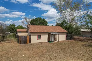 212 N River Oaks Dr, Burnet, TX 78611 - Photo 40