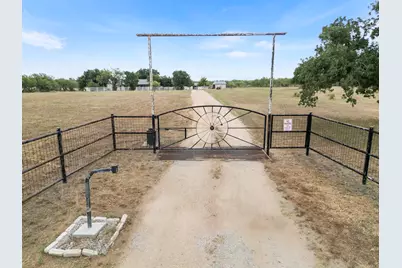 2633 County Road 120, Marble Falls, TX 78654 - Photo 2