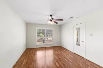 210 Teeoff, Horseshoe Bay, TX 78657 - Photo 18