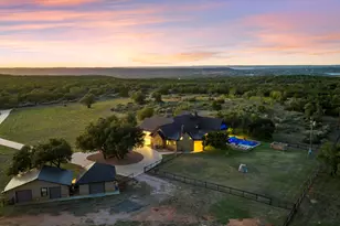 901 Crown Ln, Burnet, TX 78611 - Photo 38