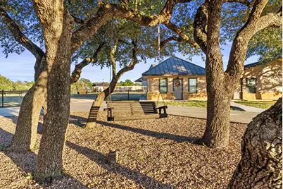 901 Crown Ln, Burnet, TX 78611 - Photo 36