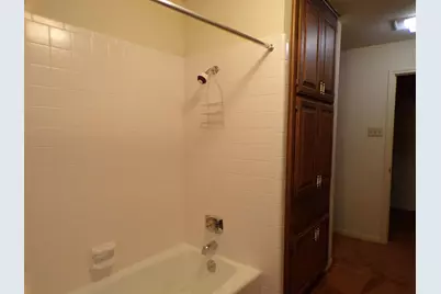 205 Muirfield, Meadowlakes, TX 78654 - Photo 12