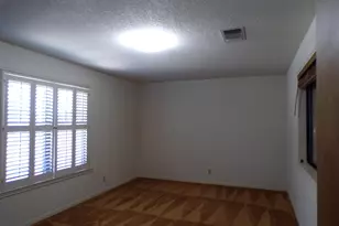 205 Muirfield, Meadowlakes, TX 78654 - Photo 10