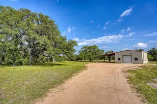 1050 Twisted Oak, Horseshoe Bay, TX 78657 - Photo 20